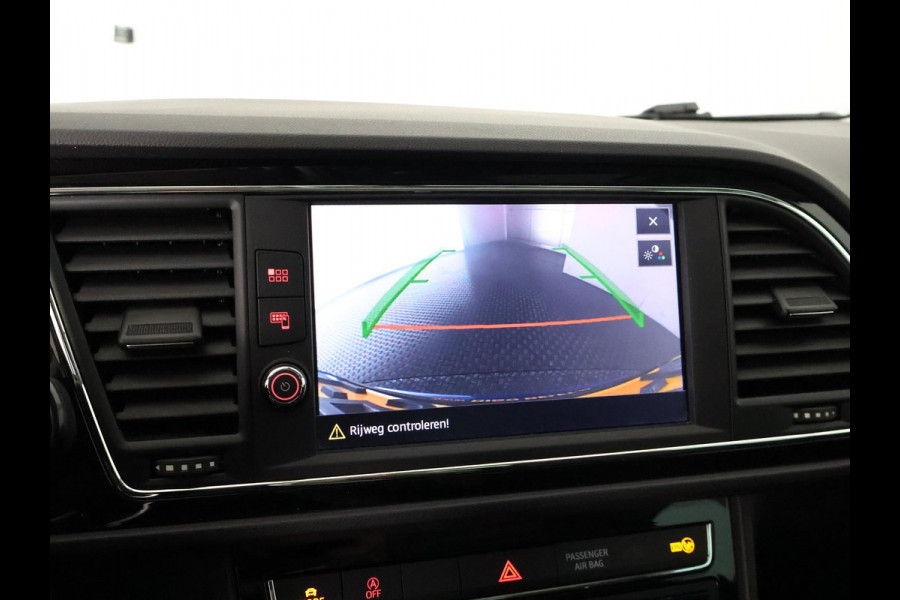 Seat Leon 1.5 TSI FR Ultimate Edition Automaat | Navigatie | Schuif-/Kanteldak | Camera |