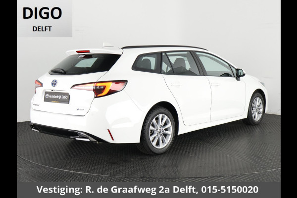 Toyota Corolla Touring Sports Hybrid 140 Business | Stuur-/Stoelverwarming | Parkeersensoren | Apple Carplay & AndriodAUTO | Navigatie
