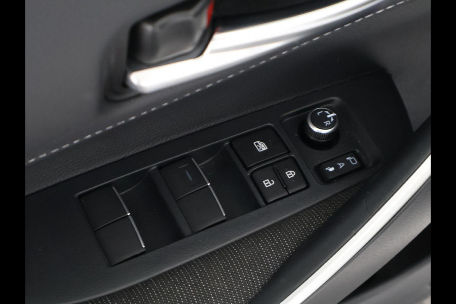 Toyota Corolla Touring Sports Hybrid 140 Business | Stuur-/Stoelverwarming | Parkeersensoren | Apple Carplay & AndriodAUTO | Navigatie