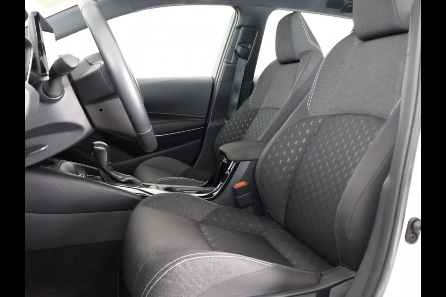 Toyota Corolla Touring Sports Hybrid 140 Business | Stuur-/Stoelverwarming | Parkeersensoren | Apple Carplay & AndriodAUTO | Navigatie