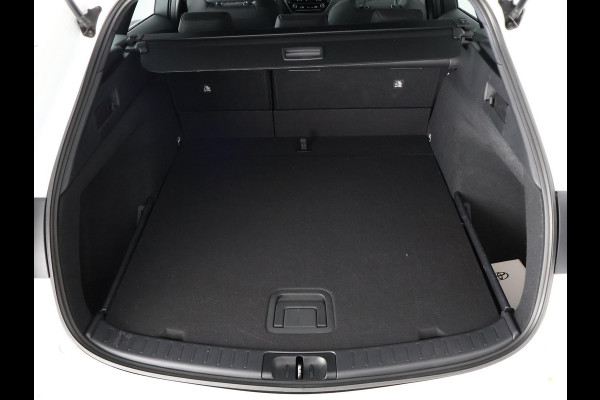 Toyota Corolla Touring Sports Hybrid 140 Business | Stuur-/Stoelverwarming | Parkeersensoren | Apple Carplay & AndriodAUTO | Navigatie