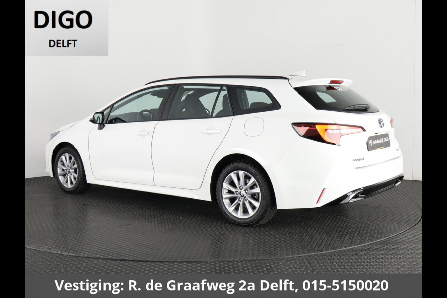 Toyota Corolla Touring Sports Hybrid 140 Business | Stuur-/Stoelverwarming | Parkeersensoren | Apple Carplay & AndriodAUTO | Navigatie