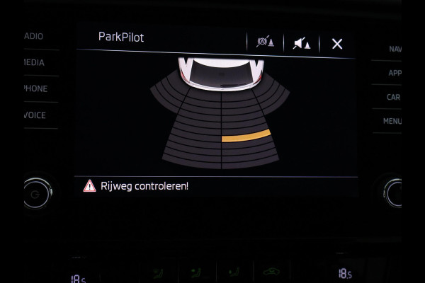 Škoda Octavia Combi 1.0 TSI Greentech Ambition Business Automaat | Navigatie | Trekhaak | Privacy Glass |