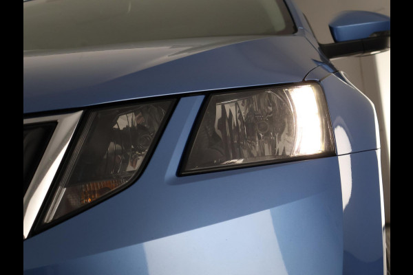 Škoda Octavia Combi 1.0 TSI Greentech Ambition Business Automaat | Navigatie | Trekhaak | Privacy Glass |