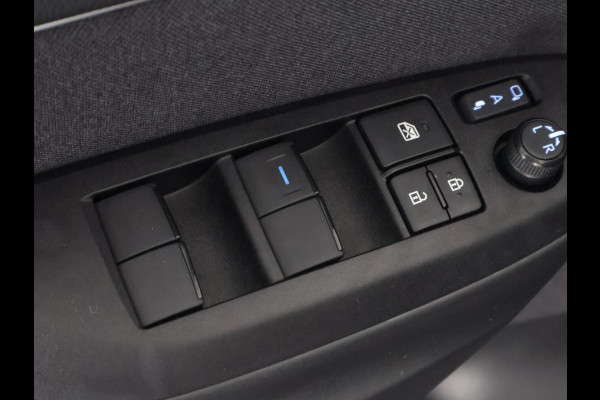 Toyota Yaris 1.5 Hybrid Executive | 1e eigenaar | Half Leder | Navigatie