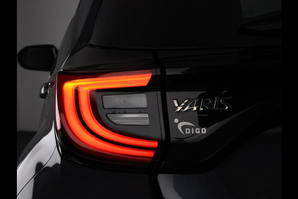 Toyota Yaris 1.5 Hybrid Executive | 1e eigenaar | Half Leder | Navigatie