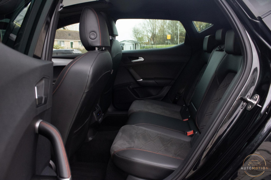 Seat Leon 1.4 TSI eHybrid PHEV FR Bus. Int. PANO CAMERA MEMORY