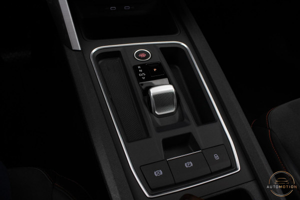 Seat Leon 1.4 TSI eHybrid PHEV FR Bus. Int. PANO CAMERA MEMORY