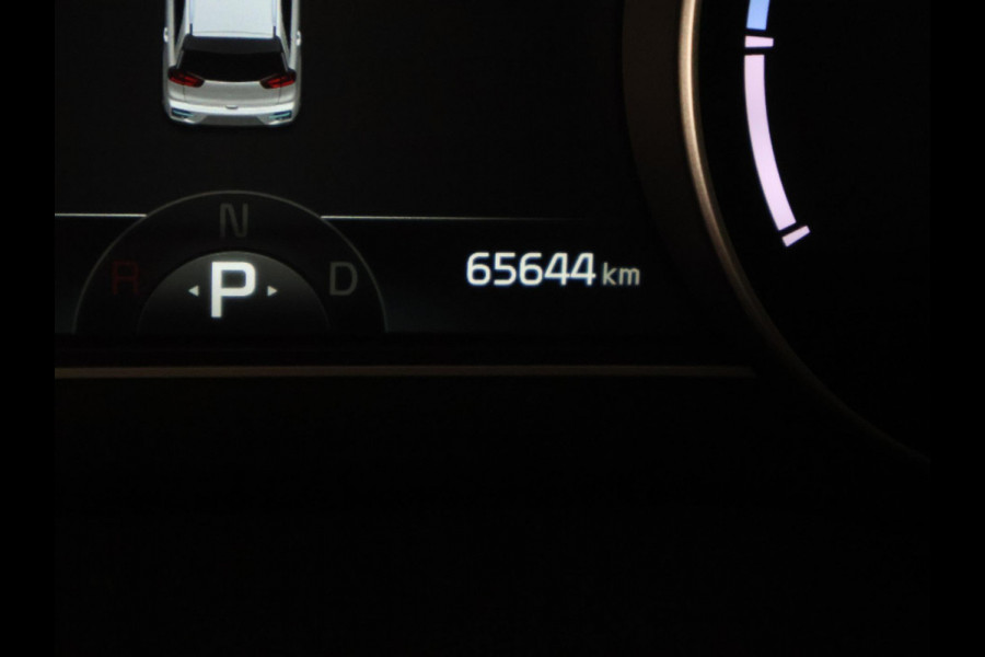 Kia Niro ExecutiveLine 64 kWh 450 km actieradius | Stoelventilatie & -Verwarming | Navigatie | Leder |