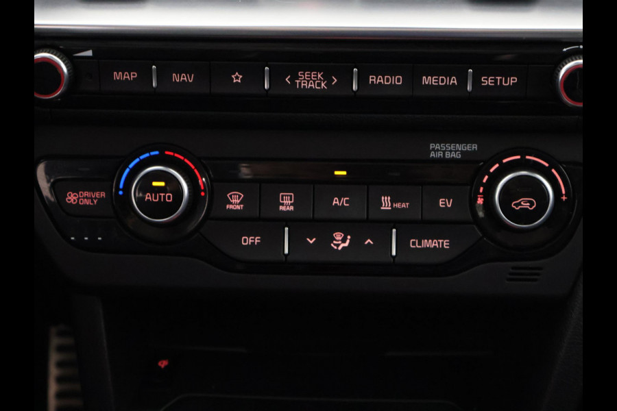 Kia Niro ExecutiveLine 64 kWh 450 km actieradius | Stoelventilatie & -Verwarming | Navigatie | Leder |