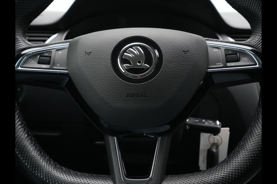 Škoda Octavia Combi 1.0 TSI 115pk Greentech Business Edition Navigatie Stoelverwarming Clima Carplay Argon