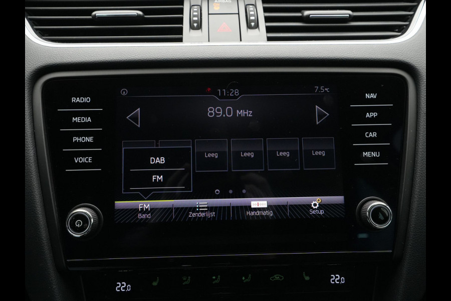 Škoda Octavia Combi 1.0 TSI 115pk Greentech Business Edition Navigatie Stoelverwarming Clima Carplay Argon