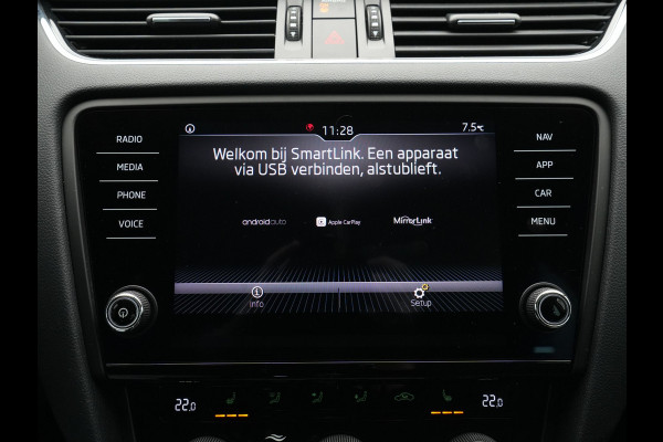 Škoda Octavia Combi 1.0 TSI 115pk Greentech Business Edition Navigatie Stoelverwarming Clima Carplay Argon