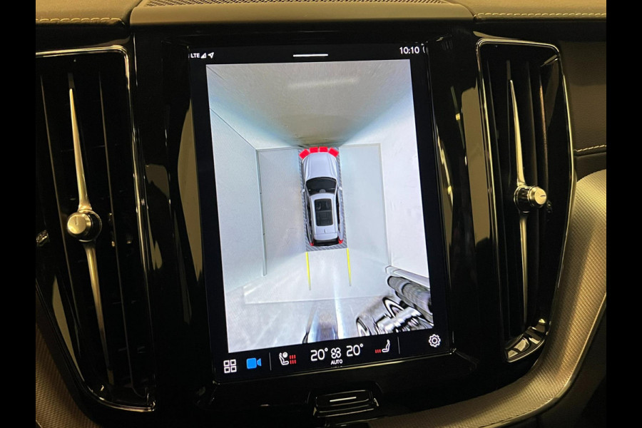 Volvo XC60 2.0 T8 Plug-in Hybrid AWD / Pano / BTW / Trekhaak