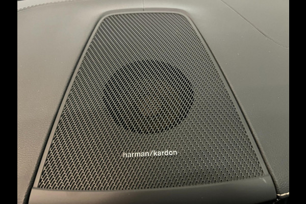 Volvo XC60 2.0 T8 Plug-in Hybrid AWD / Pano / BTW / Trekhaak