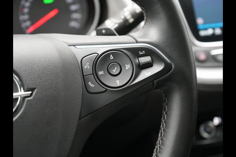 Opel Grandland 1.6 Turbo Ultimate Plug In Hybrid 225pk Dealer O.H PHEV | Lederen Sportstoelen Memory & Ventilatie | Adaptive Cruise | Apple Carplay | Stoelen & Stuur Verwarmd | Blis | Keyless | LED | Navigatie | 19"LM | DAB |