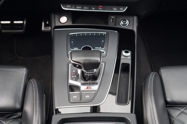 Audi SQ5 3.0 TFSI quattro Pro Line Plus / Luchtvering / B & O Audio / Schuifdak / Trekhaak / Head-Up / Camera