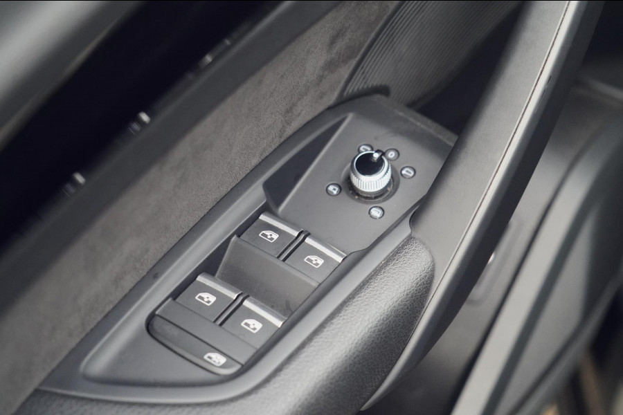 Audi SQ5 3.0 TFSI quattro Pro Line Plus / Luchtvering / B & O Audio / Schuifdak / Trekhaak / Head-Up / Camera