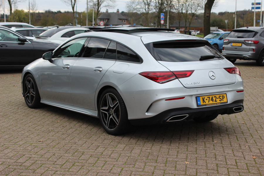 Mercedes-Benz CLA-Klasse Shooting Brake 200 Business Solution AMG / Trekhaak / Panoramadak / Camera / Memory seats / Keyless / 18'' / Sfeerverlichting / Matrix LED / Navigatie / Stoelverwarming / Cruise Control