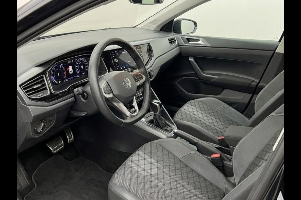 Volkswagen Taigo 1.0 TSI R-Line 110PK DSG | Navigatie | Digitaal dashboard | Parkeercamera
