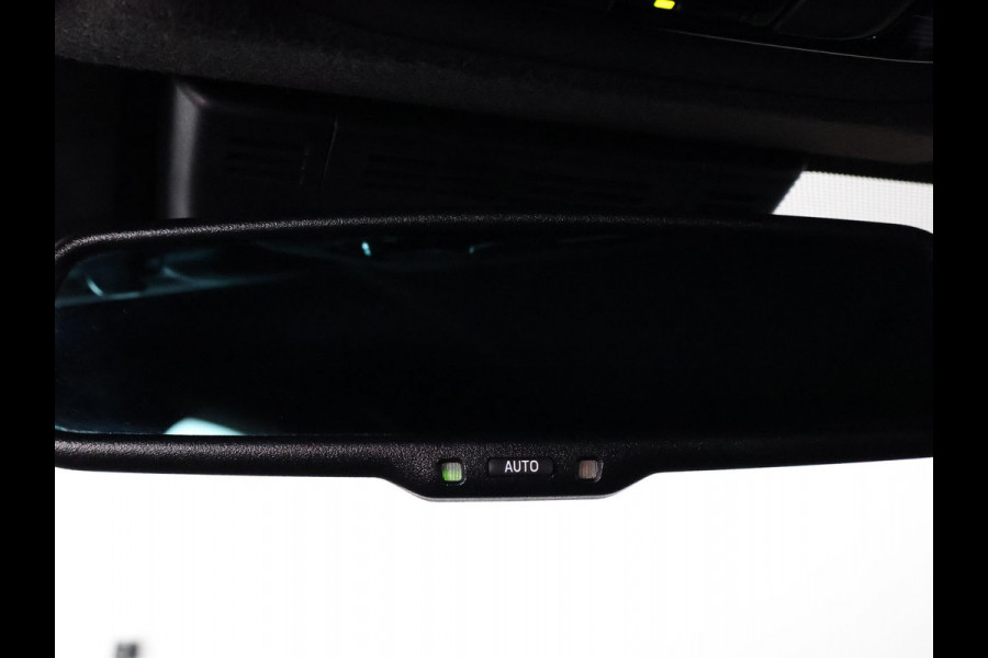 Toyota Yaris 1.5 Hybrid 130 Executive | JBL AUDIO | Stuur-& Stoelverwarming | Head Up Display |