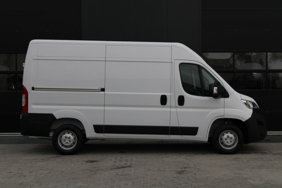 Opel Movano 33 2.2 CDTI 140pk L2H2 - Airco - Camera - Cruise - Blind Spot - 270 deuren - Rijklaar