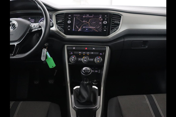 Volkswagen T-Roc 1.0 TSI Style | Camera | Carplay | Climate control | Full LED | Navigatie | Adaptive cruise | Parkeerhulp | 18'' | Bluetooth