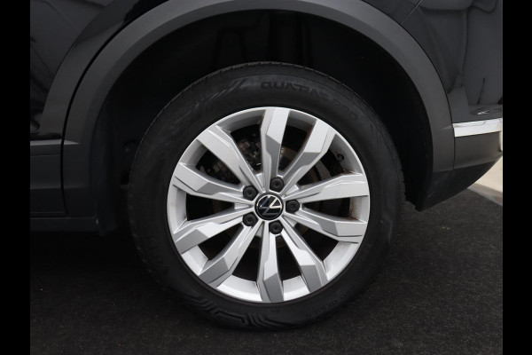 Volkswagen T-Roc 1.0 TSI Style | Camera | Carplay | Climate control | Full LED | Navigatie | Adaptive cruise | Parkeerhulp | 18'' | Bluetooth