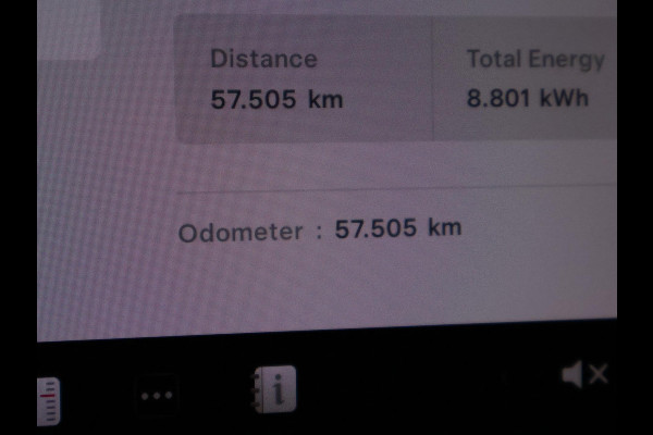 Tesla Model 3 Standard RWD Plus 60 kWh + FSD systeem | Navigatie | Panoramadak |