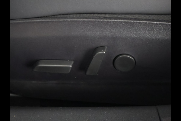 Tesla Model 3 Standard RWD Plus 60 kWh + FSD systeem | Navigatie | Panoramadak |