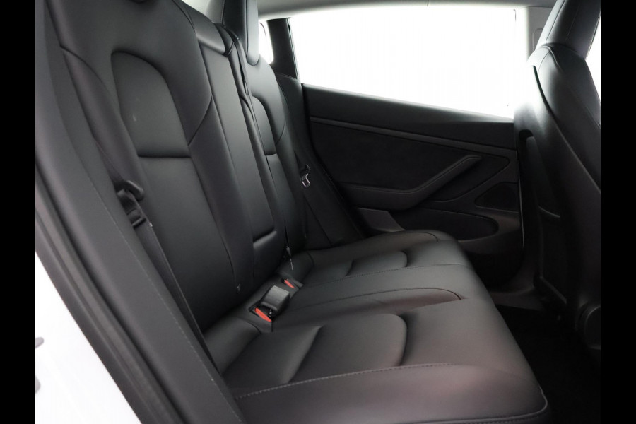 Tesla Model 3 Standard RWD Plus 60 kWh + FSD systeem | Navigatie | Panoramadak |