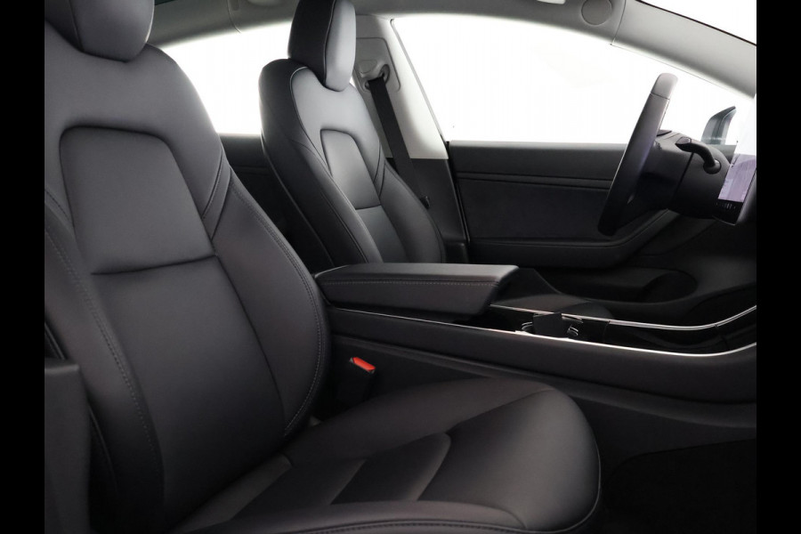 Tesla Model 3 Standard RWD Plus 60 kWh + FSD systeem | Navigatie | Panoramadak |
