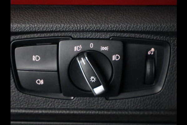 BMW 1-serie 118d High Executive Automaat | Navigatie | Leder | Stoelverwarming |