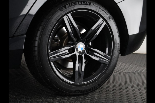 BMW 1-serie 118d High Executive Automaat | Navigatie | Leder | Stoelverwarming |