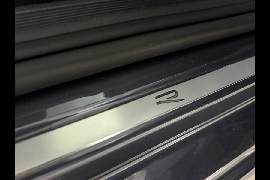 Volkswagen Taigo 1.0 TSI R-Line | Adaptive Cruise | IQ.Light | Navigatie | 18' inch | Camera | Virtual Cockpit | DAB