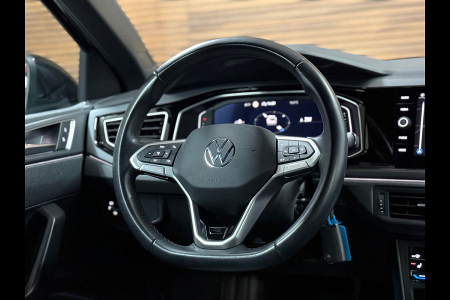 Volkswagen Taigo 1.0 TSI R-Line | Adaptive Cruise | IQ.Light | Navigatie | 18' inch | Camera | Virtual Cockpit | DAB