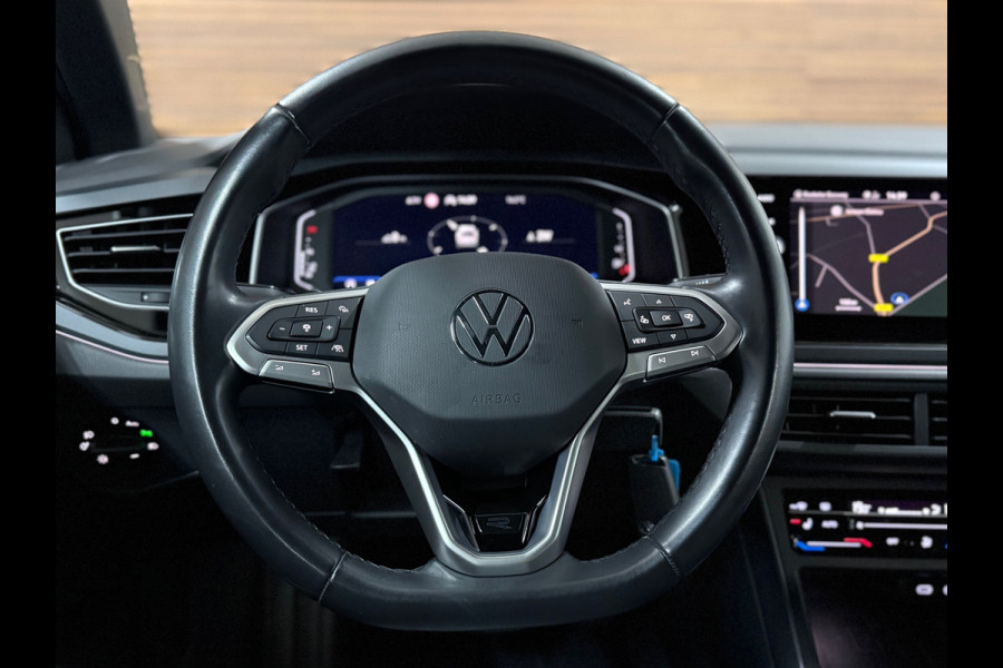 Volkswagen Taigo 1.0 TSI R-Line | Adaptive Cruise | IQ.Light | Navigatie | 18' inch | Camera | Virtual Cockpit | DAB