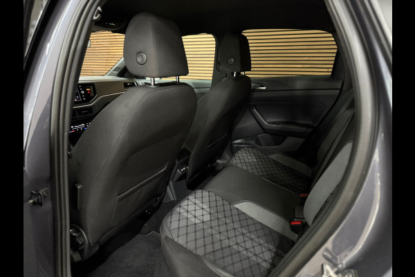 Volkswagen Taigo 1.0 TSI R-Line | Adaptive Cruise | IQ.Light | Navigatie | 18' inch | Camera | Virtual Cockpit | DAB