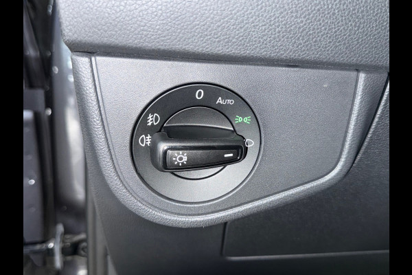 Volkswagen Taigo 1.0 TSI R-Line | Adaptive Cruise | IQ.Light | Navigatie | 18' inch | Camera | Virtual Cockpit | DAB