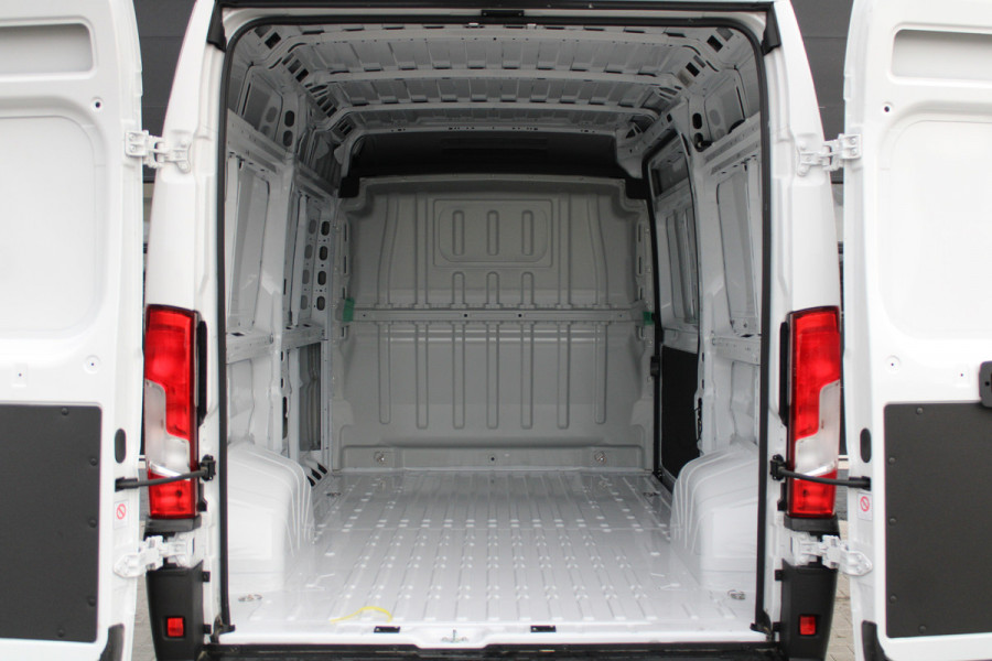 Opel Movano 33 2.2 CDTI 140pk L2H2 - Airco - Camera - Cruise - Blind Spot - 270 deuren - Rijklaar