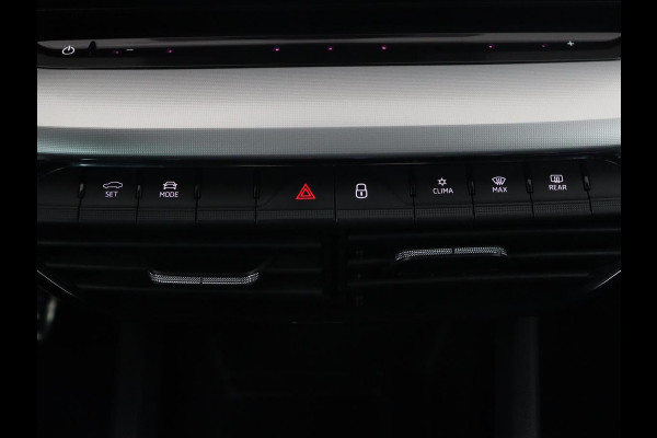 Škoda Octavia 1.0 e-TSI Sport | Trekhaak | Carplay | Navigatie | Sportstoelen | Full LED | 18'' | Parkeerhulp | Sfeerverlichting | Cruise control | Climate control | Bluetooth