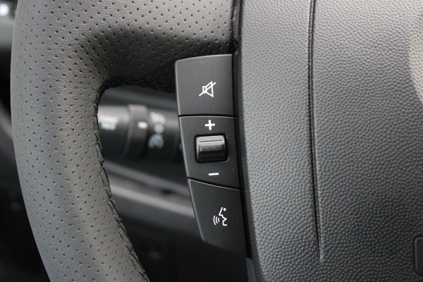 Opel Movano 33 2.2 CDTI 140pk L2H2 - Airco - Camera - Cruise - Blind Spot - 270 deuren - Rijklaar