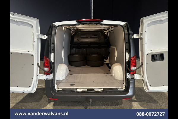 Mercedes-Benz Vito 114 CDI 136pk L2H1 Euro6 Airco | Camera | Navigatie | Cruisecontrol | Trekhaak Parkeersensoren, Stoelverwarming