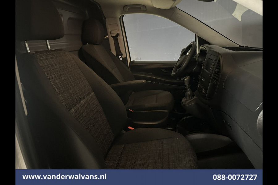 Mercedes-Benz Vito 114 CDI 136pk L2H1 Euro6 Airco | Camera | Navigatie | Cruisecontrol | Trekhaak Parkeersensoren, Stoelverwarming