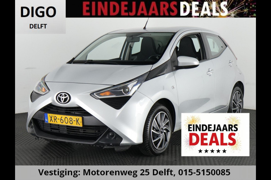 Toyota Aygo 1.0 VVT-i X-PLAY CAMERA CARPLAY NAVI GARANTIE 2029 AIRCO. VOLLEDIG ONDERHOUDEN