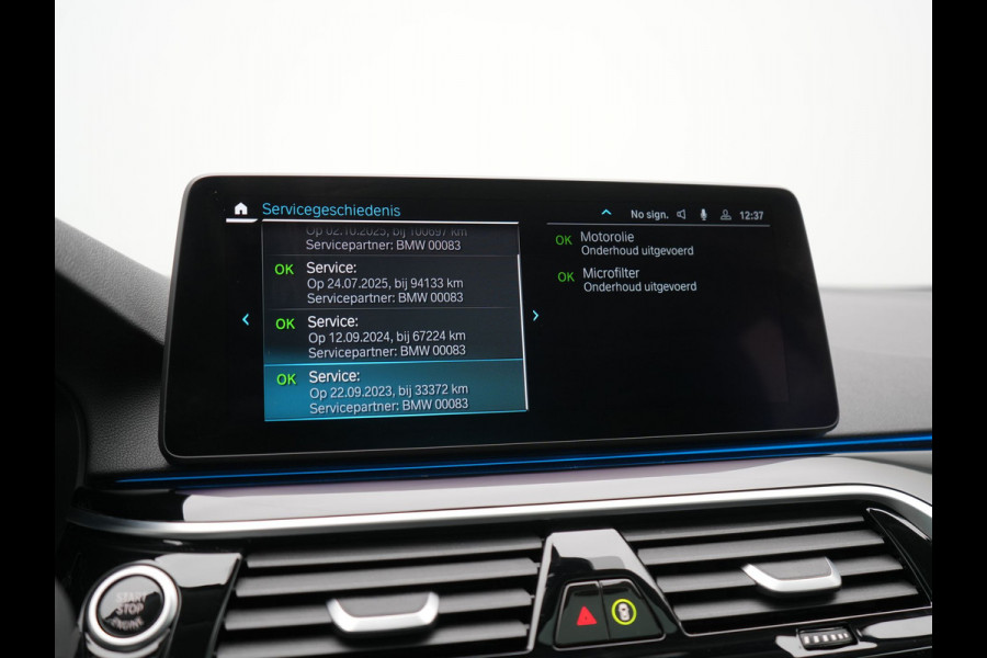 BMW 5 Serie Touring 530e Sportline Plug In Hybrid 293pk Dealer O.H. PHEV | Panodak | Head Up | Adaptive Cruise | Laser LED | Lederen Sportstoelen Verwarmd | Apple Carplay | Sfeerverlichting | Navigatie | Virtual | Keyless | Blis | DAB |