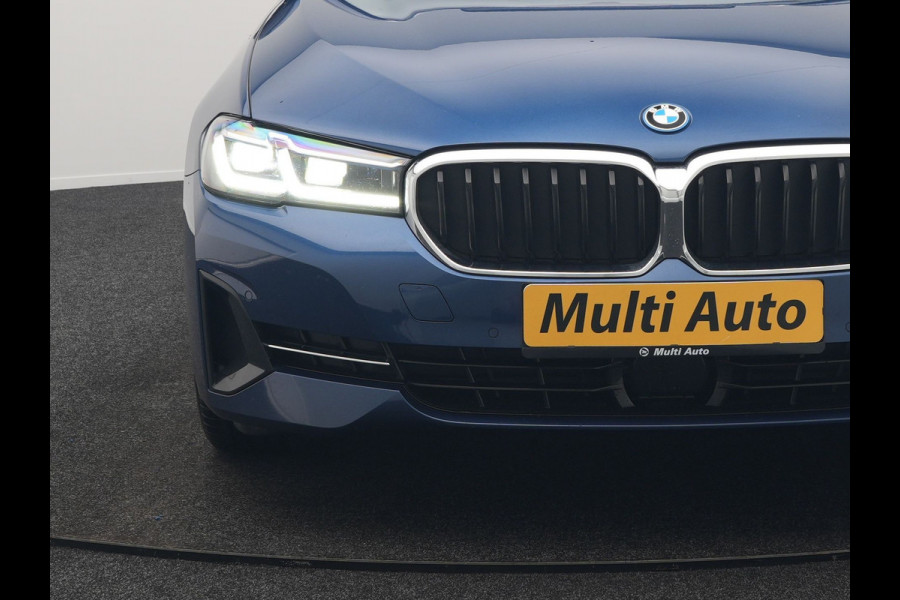BMW 5 Serie Touring 530e Sportline Plug In Hybrid 293pk Dealer O.H. PHEV | Panodak | Head Up | Adaptive Cruise | Laser LED | Lederen Sportstoelen Verwarmd | Apple Carplay | Sfeerverlichting | Navigatie | Virtual | Keyless | Blis | DAB |