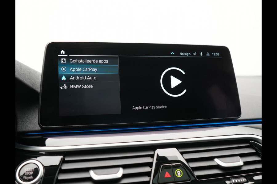 BMW 5 Serie Touring 530e Sportline Plug In Hybrid 293pk Dealer O.H. PHEV | Panodak | Head Up | Adaptive Cruise | Laser LED | Lederen Sportstoelen Verwarmd | Apple Carplay | Sfeerverlichting | Navigatie | Virtual | Keyless | Blis | DAB |