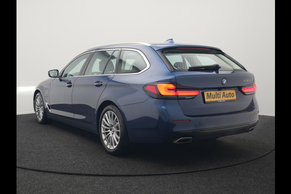BMW 5 Serie Touring 530e Sportline Plug In Hybrid 293pk Dealer O.H. PHEV | Panodak | Head Up | Adaptive Cruise | Laser LED | Lederen Sportstoelen Verwarmd | Apple Carplay | Sfeerverlichting | Navigatie | Virtual | Keyless | Blis | DAB |