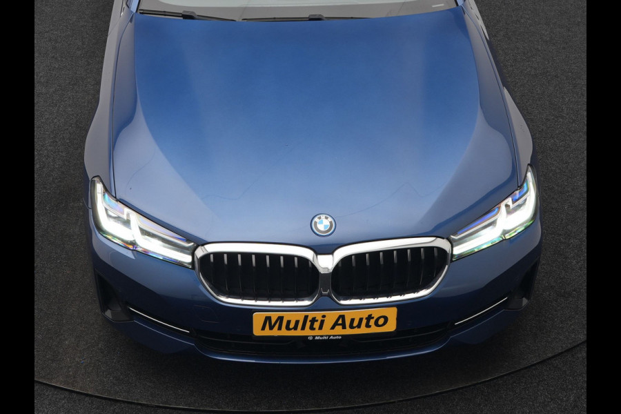 BMW 5 Serie Touring 530e Sportline Plug In Hybrid 293pk Dealer O.H. PHEV | Panodak | Head Up | Adaptive Cruise | Laser LED | Lederen Sportstoelen Verwarmd | Apple Carplay | Sfeerverlichting | Navigatie | Virtual | Keyless | Blis | DAB |